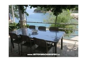 Old Fisherman*s Dom with balcony  – Trpanj
