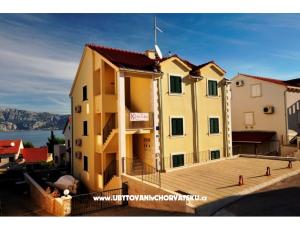 Apartmány Karlena
