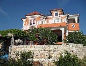 Apartmány Lana