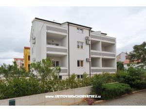 Apartmány Plima***Srima