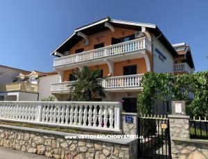  Apartmány - Emelie 