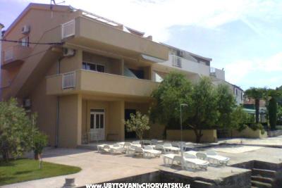 Apartmány Ana
