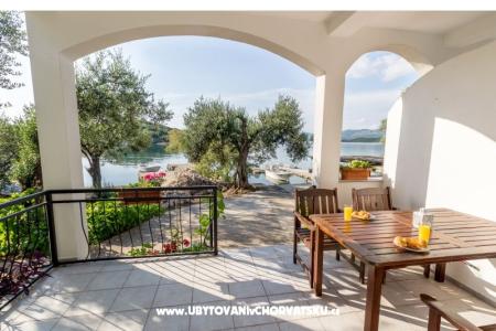 Apartmány Vlahušić  Drace & Trstenik Chorvátsko