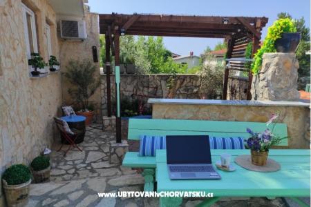 Apartmány LUNA  ostrov Krk Chorvátsko