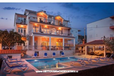  Villa s bazenom  SB Matijas Marina – Trogir Chorvátsko