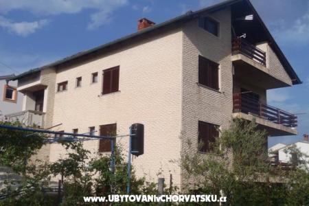 ApartmĂˇny Pekić Nin Chorvátsko
