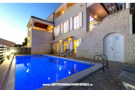 Apartmány Ivan i Ian  Omiš Chorvátsko