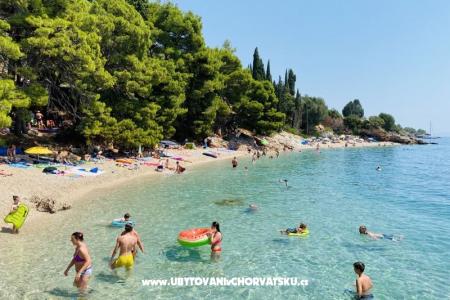 Villa Ana , one min walk to beach Pirovac Chorvátsko
