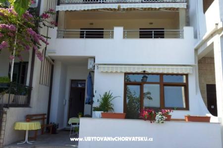 Apartmány Goran Podgora Chorvátsko