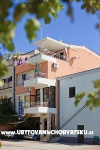L&amp;L Apartmán Podgora Chorvátsko