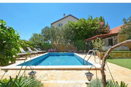Lux Oasis Trogir Chorvátsko