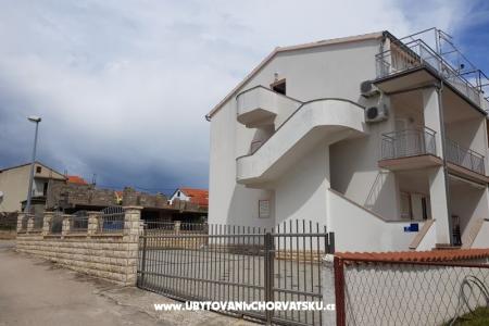Apartmány Dananić Vodice Chorvátsko