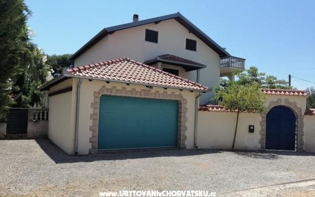 Holiday Apartmány Helena - ubytovanie Bibinje Chorvátsko