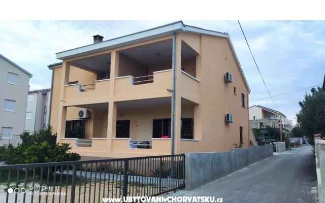 Apartmány Julia - ubytovanie Sv. Filip i Jakov Chorvátsko