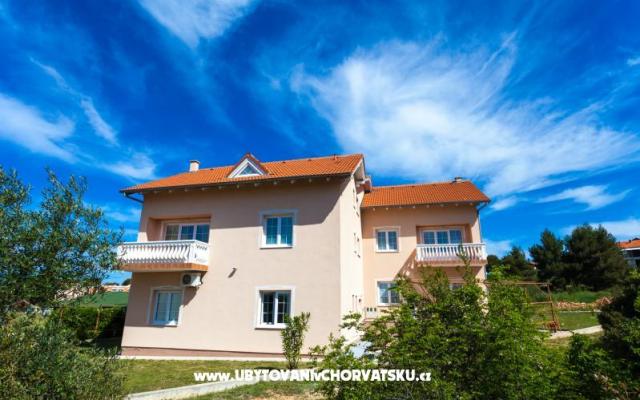 Apartmány Sea view - ubytovanie Sv. Filip i Jakov Chorvátsko