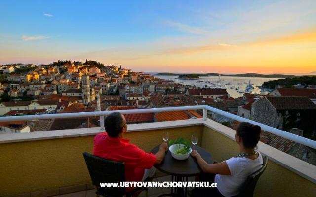 Tri Sestrice - ubytovanie ostrov Hvar Chorvátsko