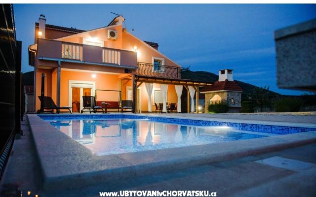 Holiday Home Anica - ubytovanie Knin Chorvátsko