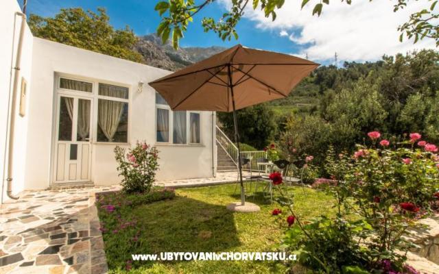 Downtown Apartmány + Free Parking - ubytovanie Makarska Chorvátsko