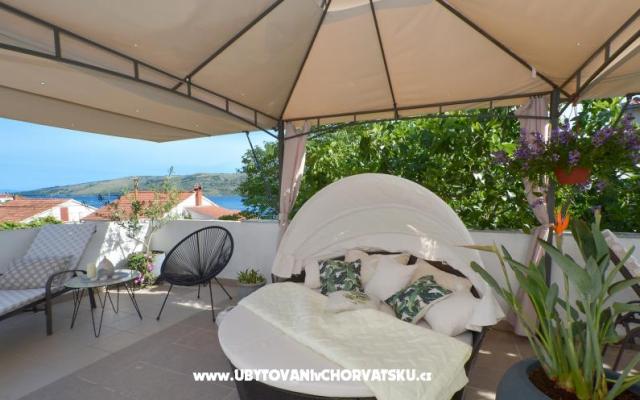 Lanterna - ubytovanie Marina – Trogir Chorvátsko