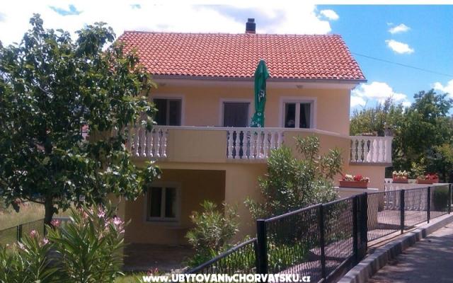 Apartmán Dedi - ubytovanie Novigrad Chorvátsko