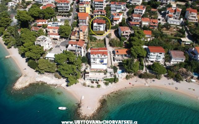 Villa Lana *** - ubytovanie Omiš Chorvátsko