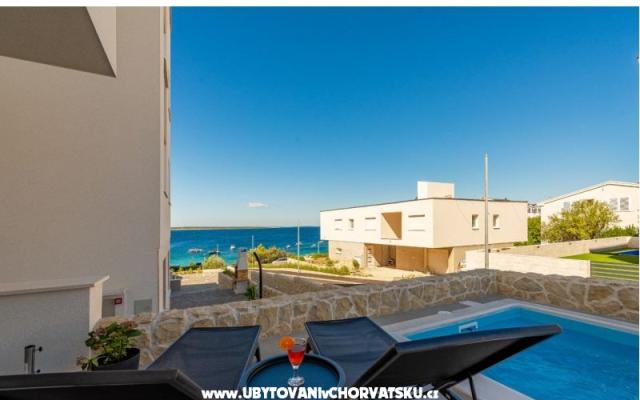 Dolphin view + pool by the beach - ubytovanie ostrov Pag Chorvátsko