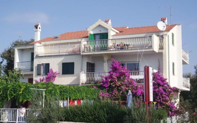 Apartmány Neda Drage - ubytovanie Pakoštane Chorvátsko