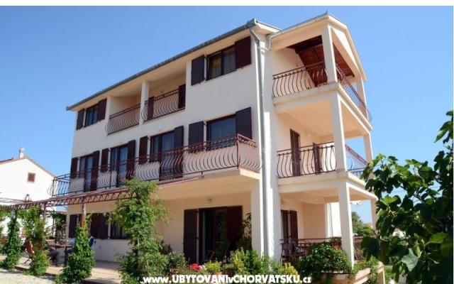 Apartmány Stupavsky - ubytovanie Pakoštane Chorvátsko