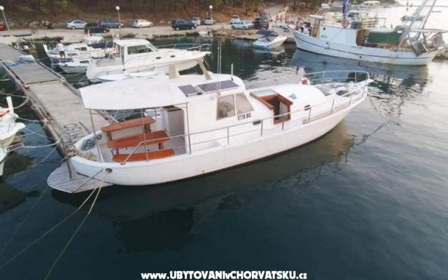 Tourist boat - Robinson Tourism - ubytovanie Pakoštane Chorvátsko