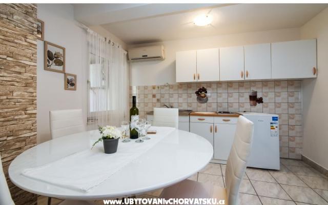 Apartmány Dane - ubytovanie Podstrana Chorvátsko