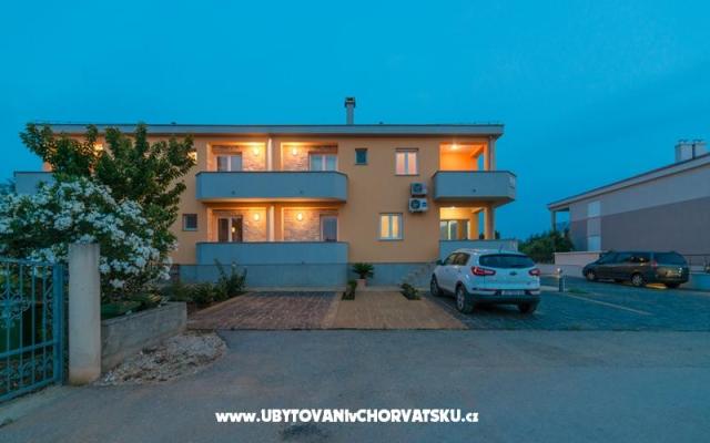 Apartmány Dora - ubytovanie Privlaka Chorvátsko