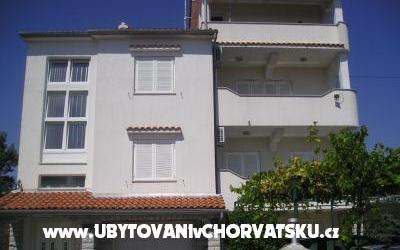 Apartmány Mlacović - ubytovanie ostrov Rab Chorvátsko
