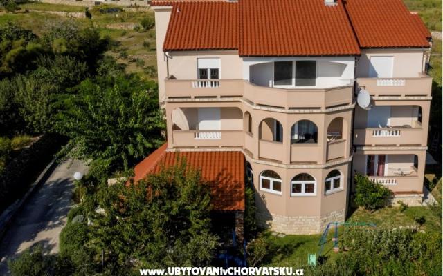 APARTMANI DEBELIĆ - ubytovanie ostrov Rab Chorvátsko