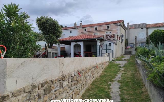 Vila Ana - ubytovanie ostrov Rab Chorvátsko