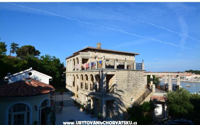 Villas Arbia - Izby and Apartmány - ubytovanie ostrov Rab Chorvátsko