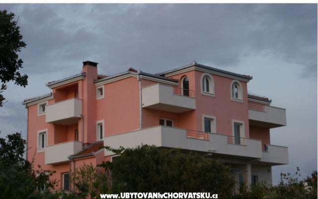 Apartmány  Villa Rosina  - ubytovanie Rogoznica Chorvátsko