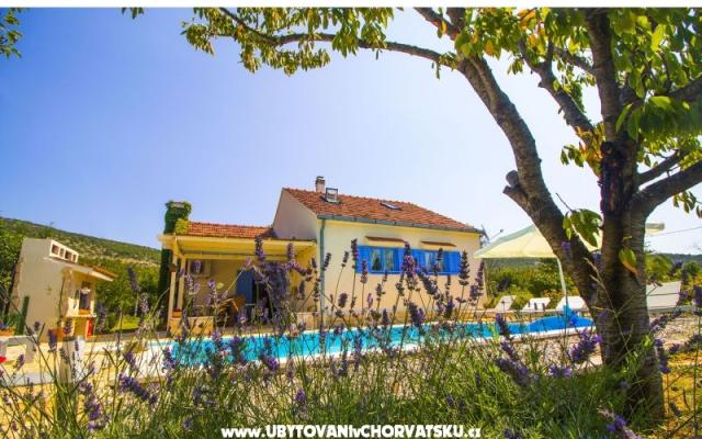 Villa Romansa- 22 km from Split - ubytovanie Split Chorvátsko