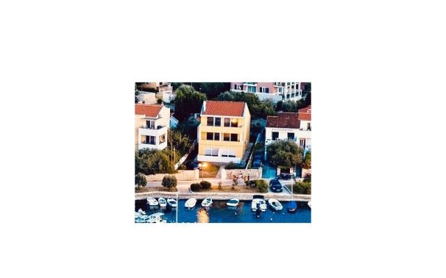 All Beachfront  - ubytovanie ostrov Ugljan Chorvátsko