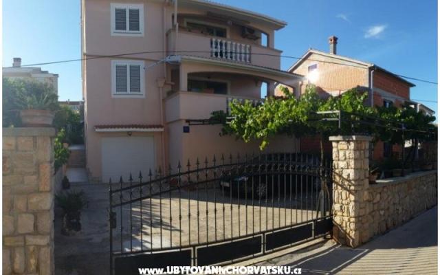 Apartmány Uhoda - ubytovanie ostrov Ugljan Chorvátsko