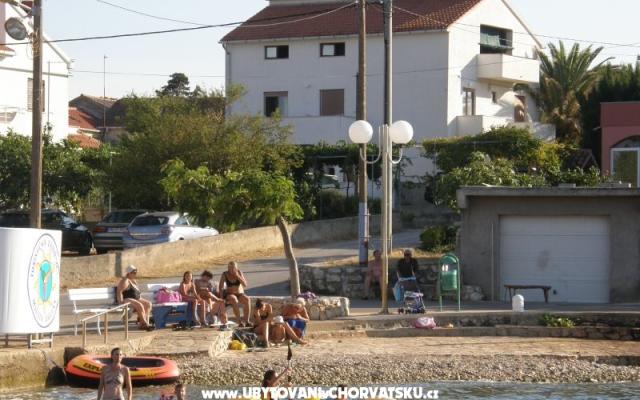 Apartmány Kalo - ubytovanie ostrov Ugljan Chorvátsko