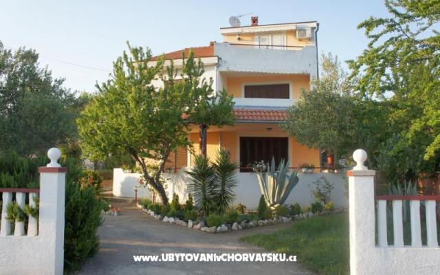Apartmány Mirjana - ubytovanie ostrov Ugljan Chorvátsko
