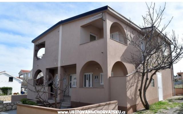 Apartmány Orešić - ubytovanie ostrov Vir Chorvátsko