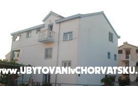 Apartmány Lucija - ubytovanie Vodice Chorvátsko