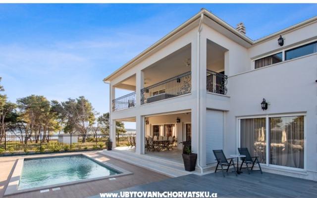 Villa CAROLUS Dalmatia - ubytovanie Vodice Chorvátsko