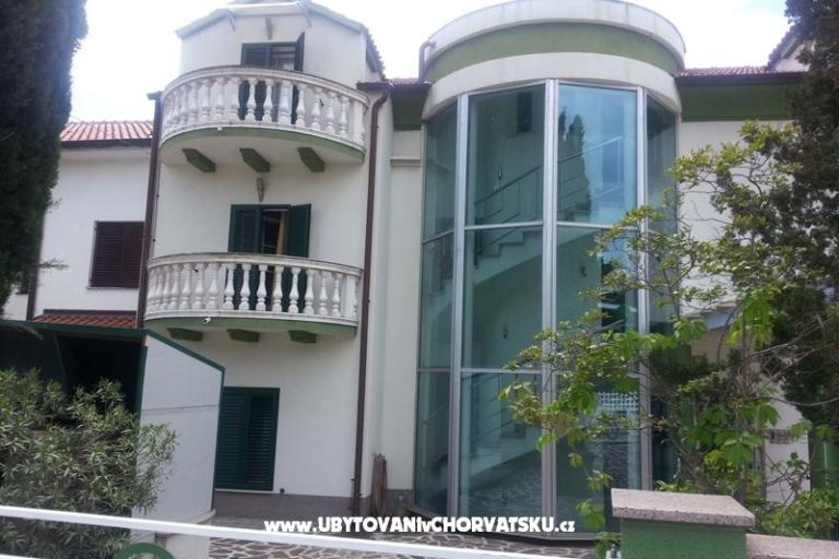 Vila Smirna 4*  s bazénom  – foto 11