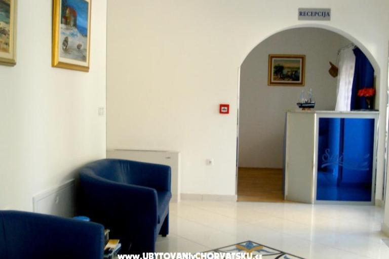 Vila Smirna 4*  s bazénom  – foto 16
