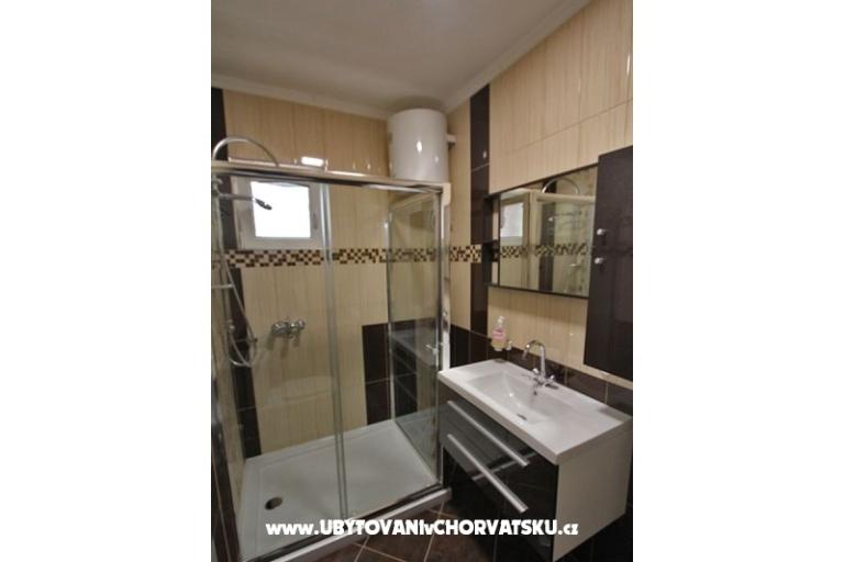 Apartmány Anita with Pool – foto 8