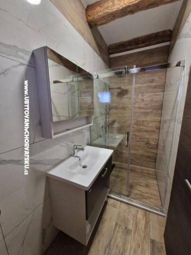 Villa Robert 2 s bazénom Cesarica – foto 16