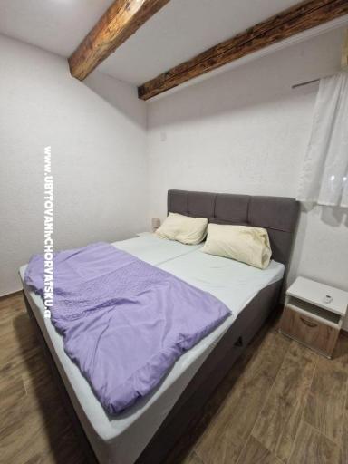 Villa Robert 2 s bazénom Cesarica – foto 17