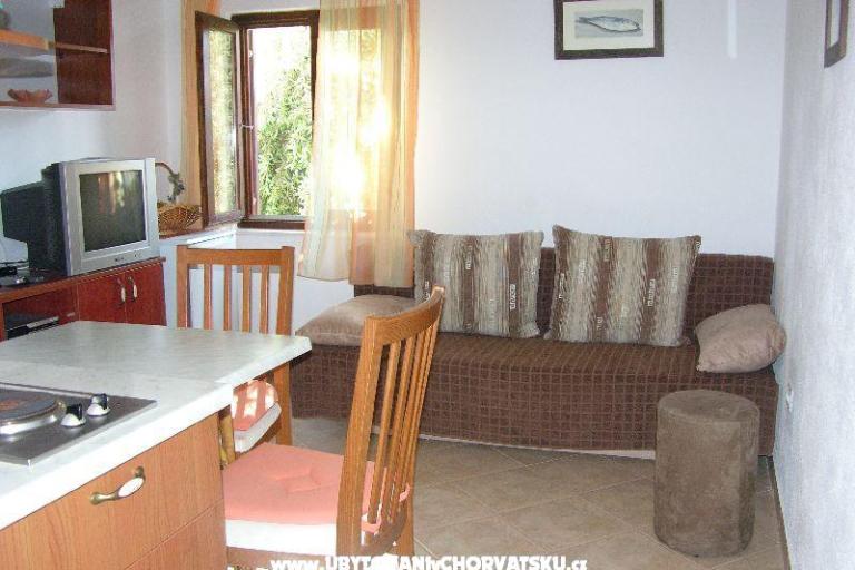 Apartmány Adria -Sevid – foto 10